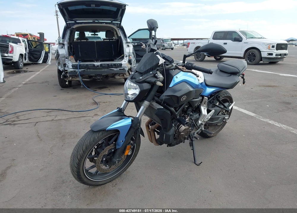 2017 YAMAHA FZ07 VIN: JYARM06Y2HA003668