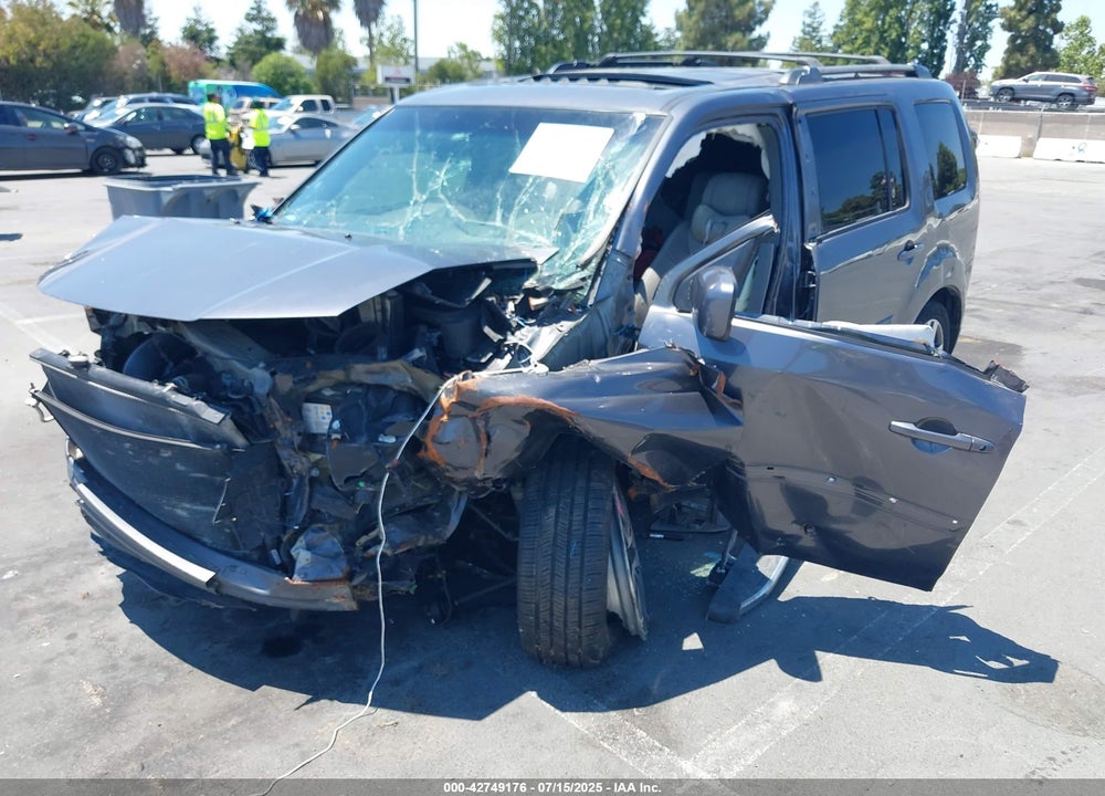 2015 HONDA PILOT VIN: 5FNYF3H56FB018189