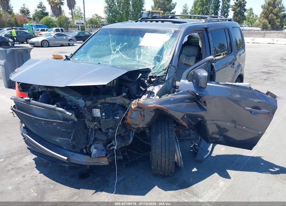 2015 HONDA PILOT VIN: 5FNYF3H56FB018189