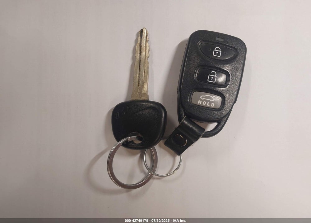 2020 HYUNDAI ELANTRA SE VIN: 5NPD74LF1LH523510