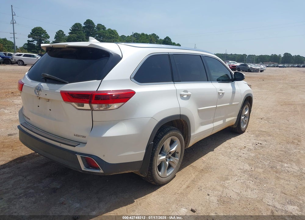 2018 TOYOTA HIGHLANDER VIN: 5TDYZRFH1JS253742