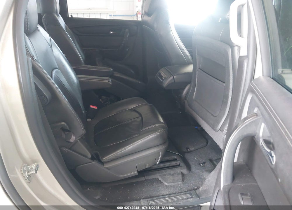 2014 GMC ACADIA VIN: 1GKKRRKD7EJ186189
