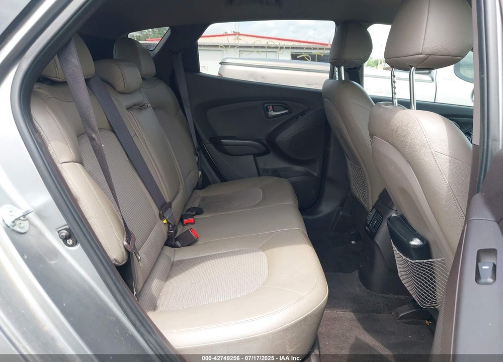 2014 HYUNDAI TUCSON VIN: KM8JU3AG9EU924731