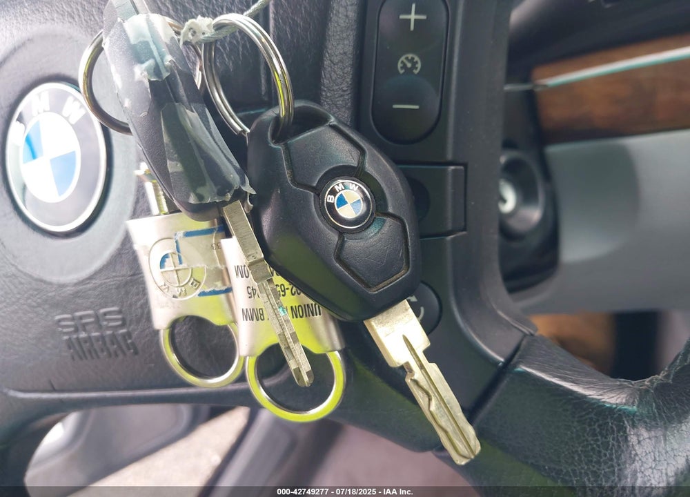 2001 BMW 740IA VIN: WBAGG834X1DN87354