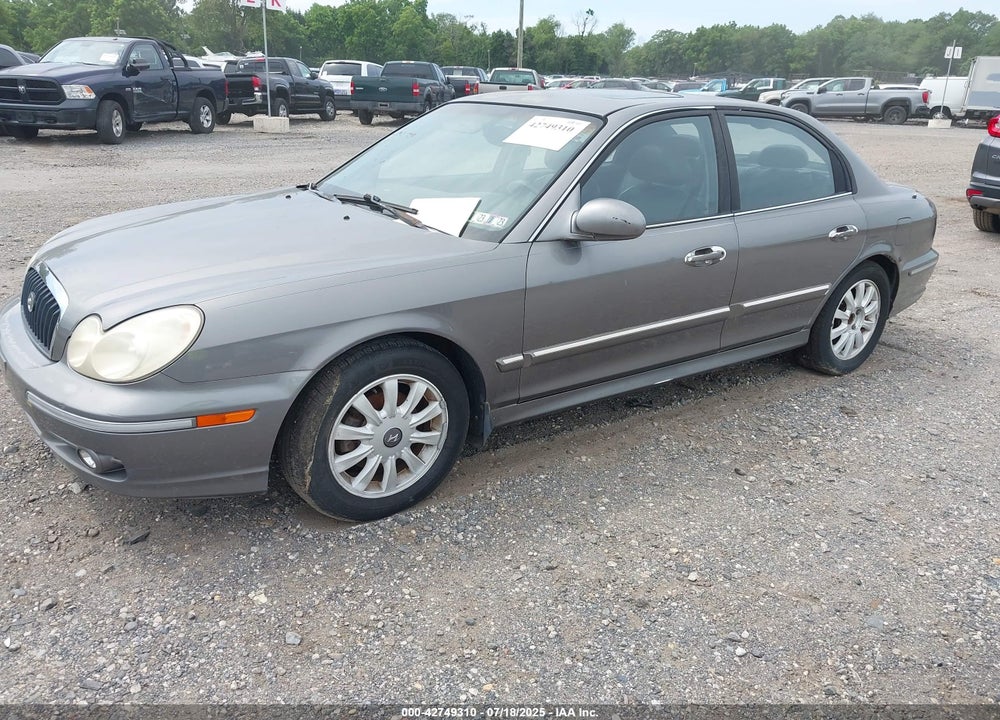 2004 HYUNDAI SONATA GLS/LX VIN: KMHWF35H24A995689