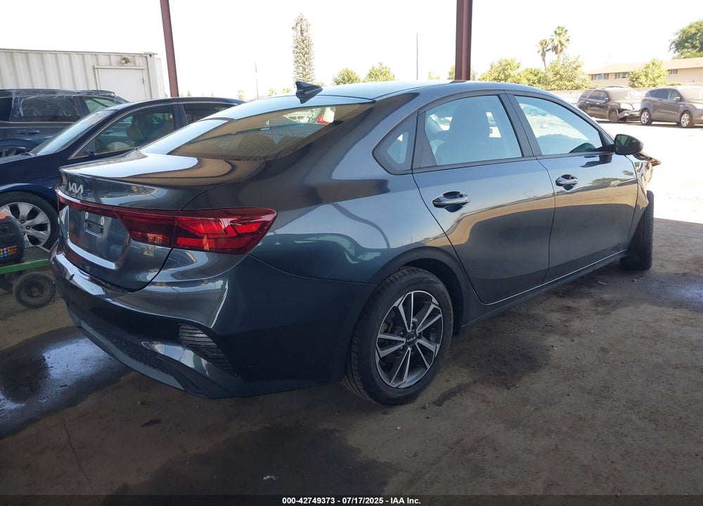 2022 KIA FORTE VIN: 3KPF24AD5NE448388