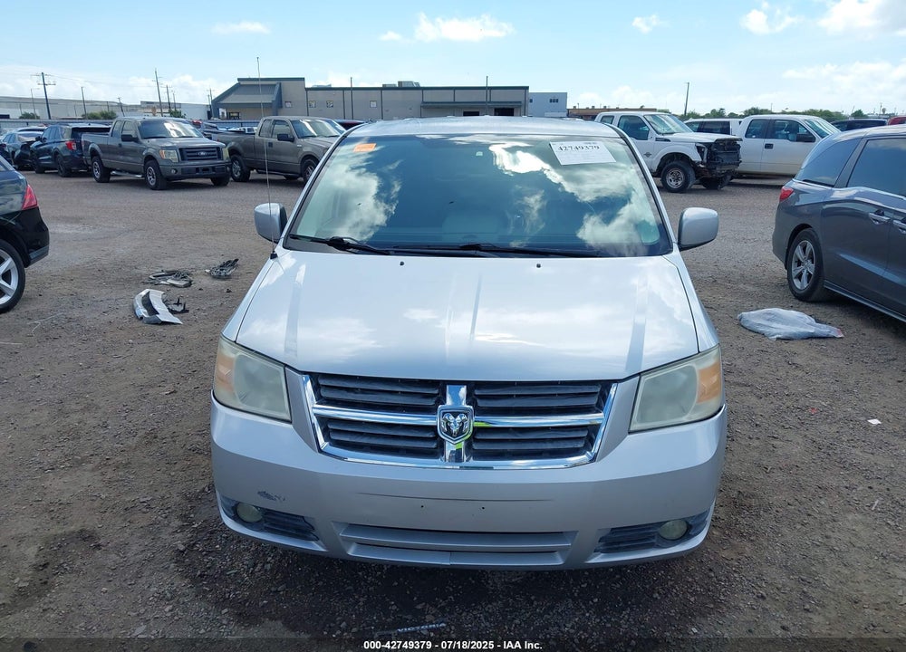2008 DODGE GRAND CARAVAN SXT VIN: 2D8HN54P28R825002