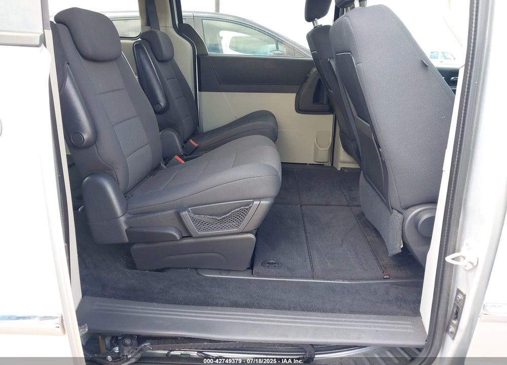 2008 DODGE GRAND CARAVAN SXT VIN: 2D8HN54P28R825002
