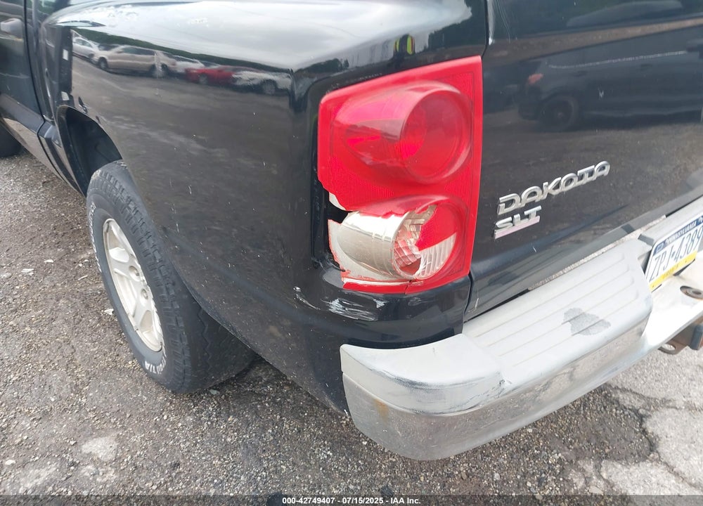 2005 DODGE DAKOTA SLT VIN: 1D7HW48N25S236160