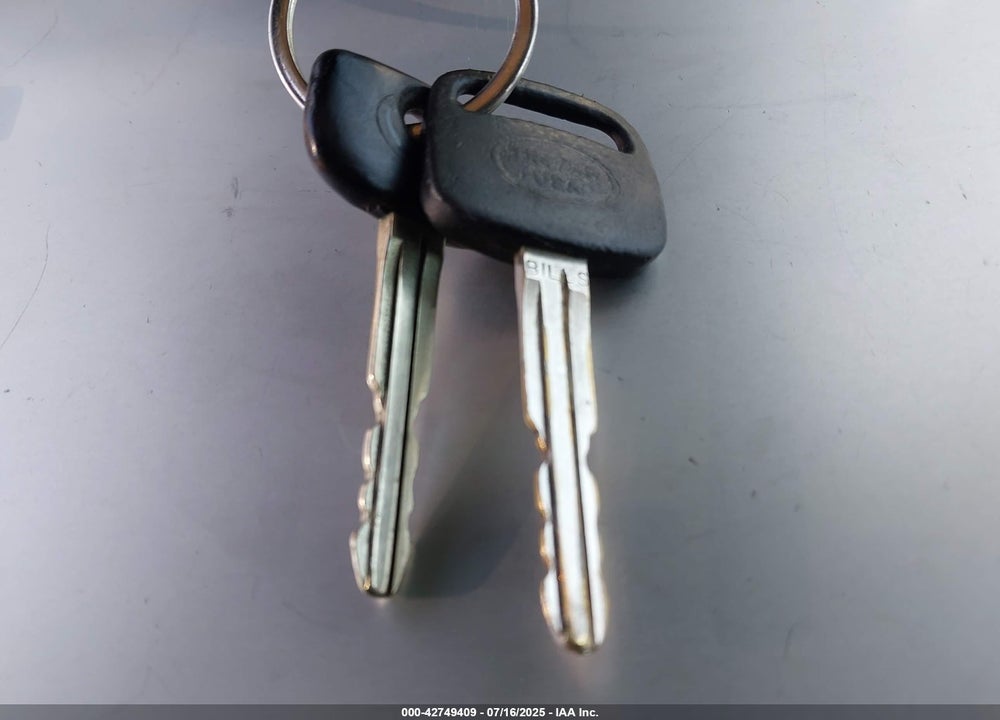 1999 TOYOTA CAMRY LE V6 VIN: 4T1BF22K5XU932131