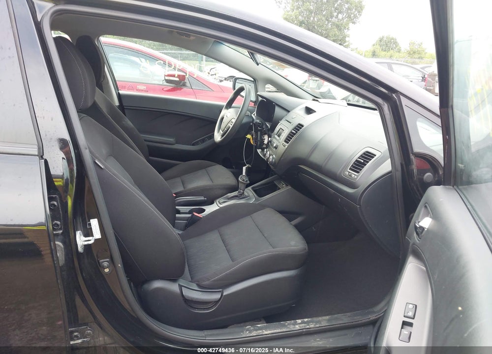 2016 KIA FORTE VIN: KNAFK4A6XG5568393