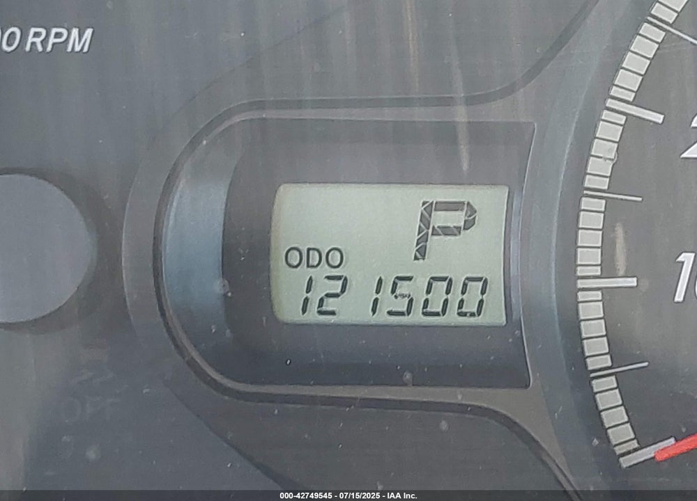 2011 TOYOTA SIENNA LE V6 VIN: 5TDKK3DC9BS169457