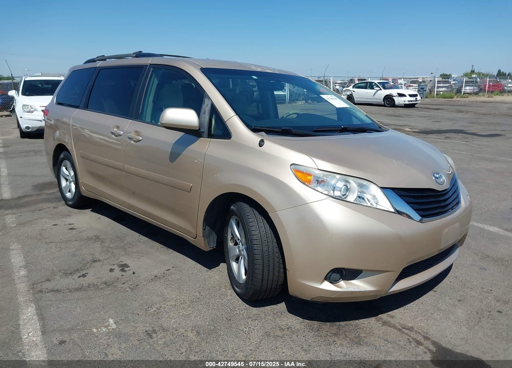 2011 TOYOTA SIENNA LE V6 VIN: 5TDKK3DC9BS169457