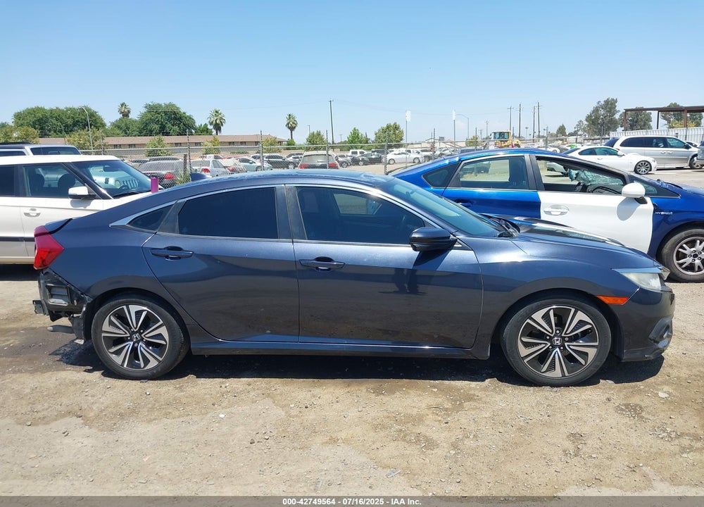 2017 HONDA CIVIC VIN: 2HGFC1F3XHH646695