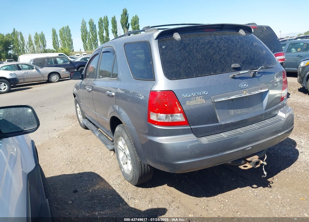 2005 KIA SORENTO VIN: KNDJC733955360016