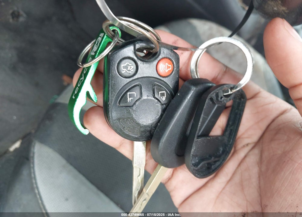 2014 FORD FOCUS VIN: 1FADP3F24EL243863