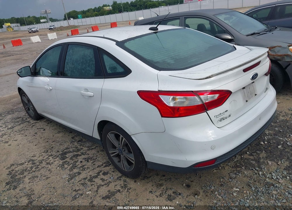 2014 FORD FOCUS VIN: 1FADP3F24EL243863