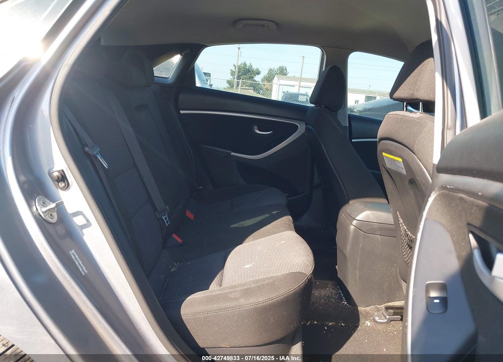 2014 HYUNDAI ELANTRA GT VIN: KMHD35LH3EU158674