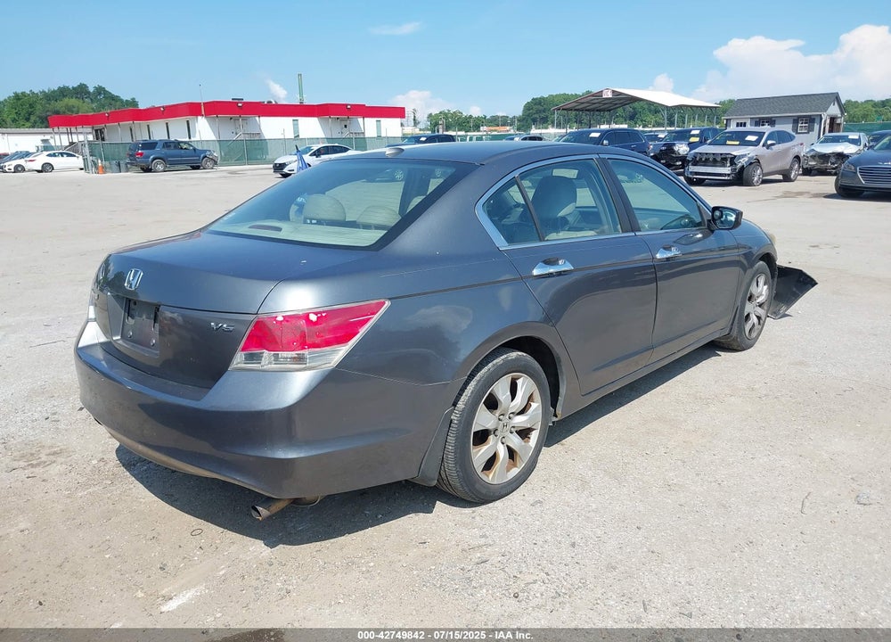 2008 HONDA ACCORD VIN: 1HGCP368X8A058308