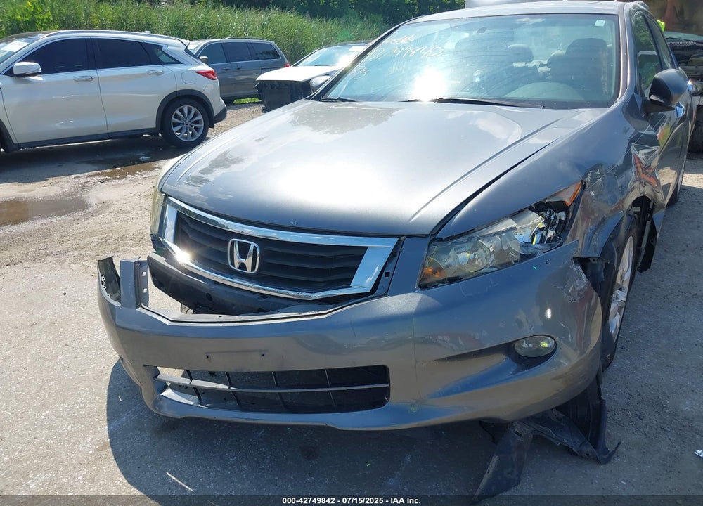 2008 HONDA ACCORD VIN: 1HGCP368X8A058308