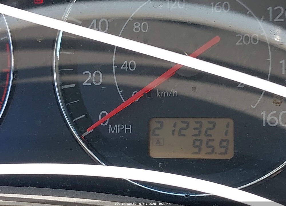 2005 INFINITI FX35 VIN: JNRAS08W85X213574