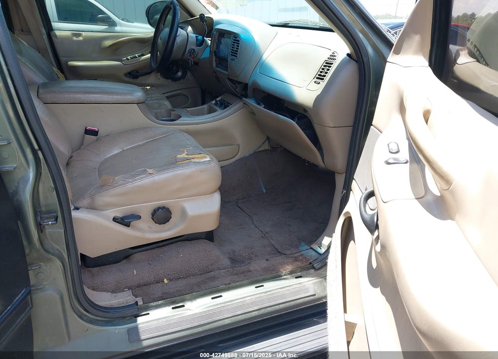 2000 FORD EXPEDITION EDDIE BAUER VIN: 1FMRU1761YLA95380