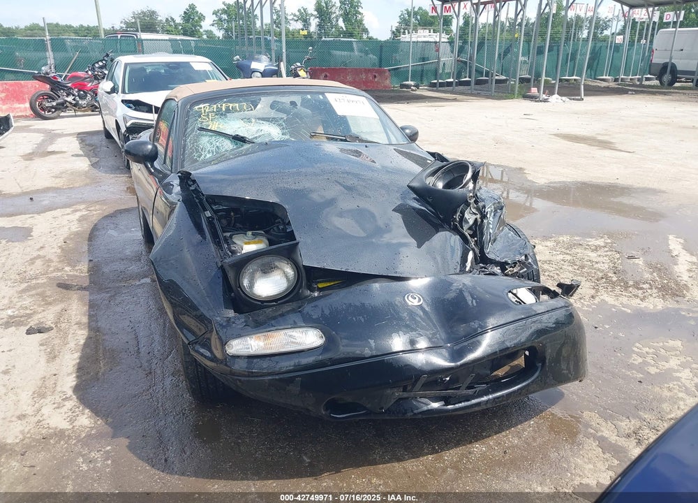 1997 MAZDA MX-5 MIATA LEATHER PKG/M EDITION/POPULAR EQUIPMENT PKG/R PKG./STO/TOURING PKG VIN: JM1NA3530V0734748