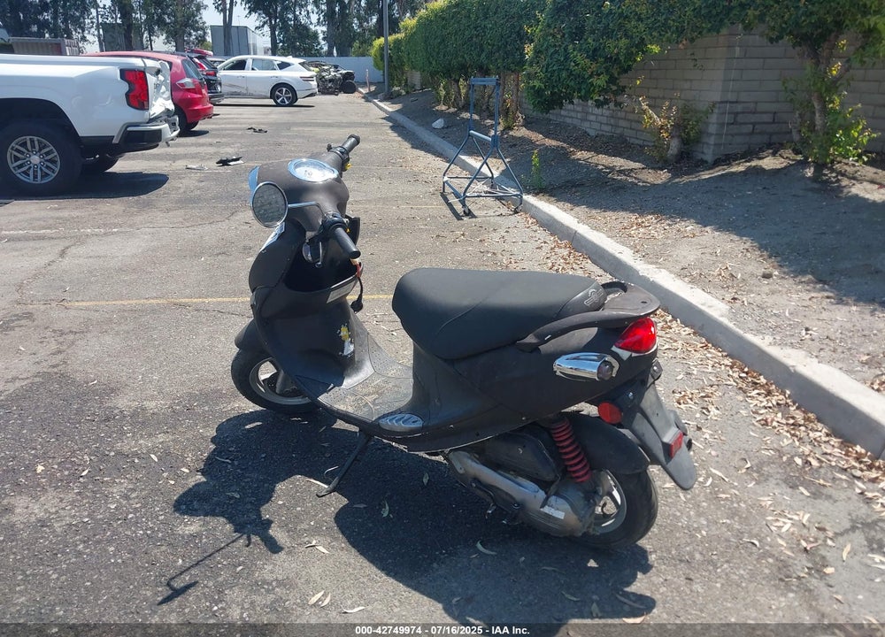 2020 GENUINE SCOOTER CO. BUDDY 50 VIN: RFVPAP5A1L1127379