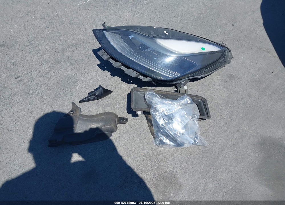 2021 TESLA MODEL 3 VIN: 5YJ3E1EA6MF995204