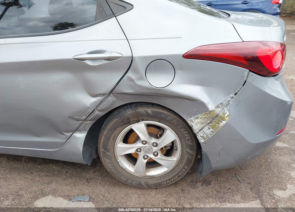 2015 HYUNDAI ELANTRA SE VIN: KMHDH4AEXFU329510