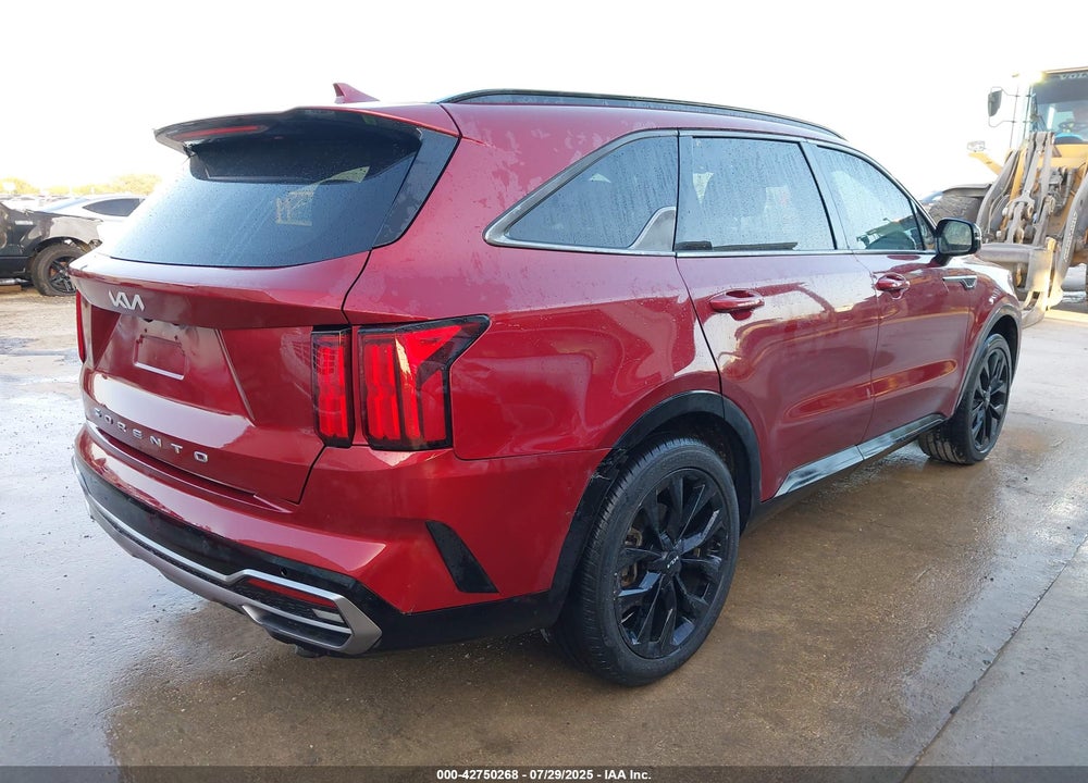 2022 KIA SORENTO VIN: 5XYRK4LFXNG092714