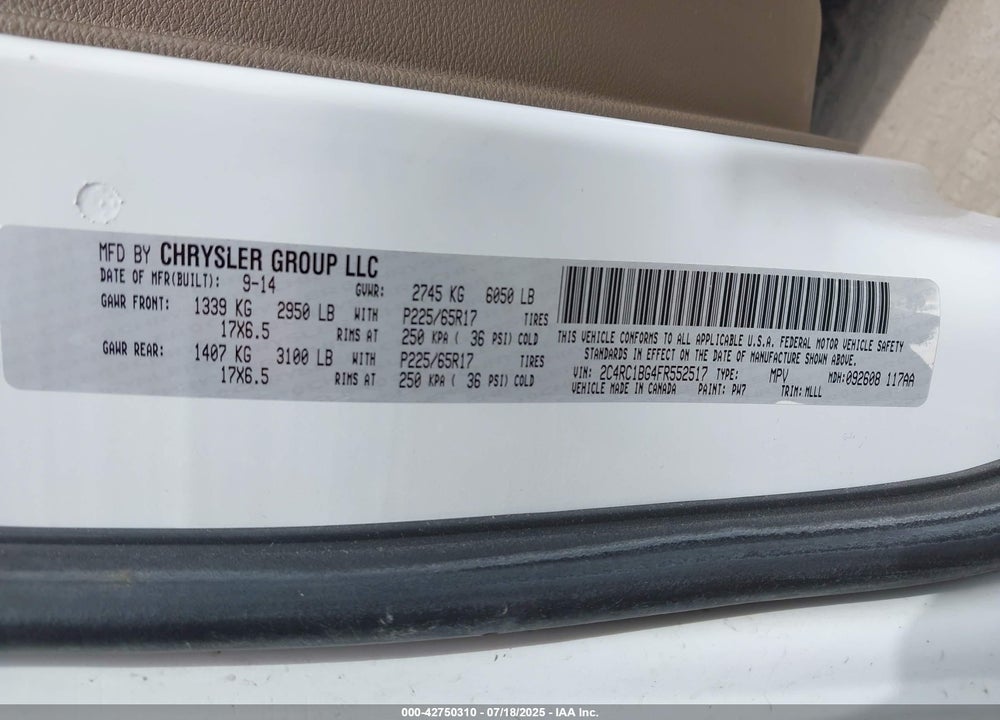 2015 CHRYSLER TOWN & COUNTRY VIN: 2C4RC1BG4FR552517