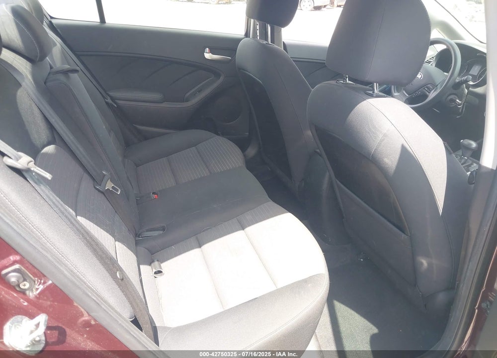 2017 KIA FORTE VIN: 3KPFL4A77HE017336