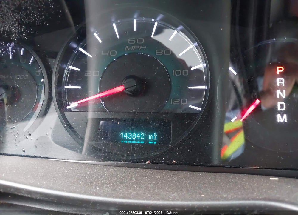 2011 FORD FUSION VIN: 3FAHP0CG9BR241975