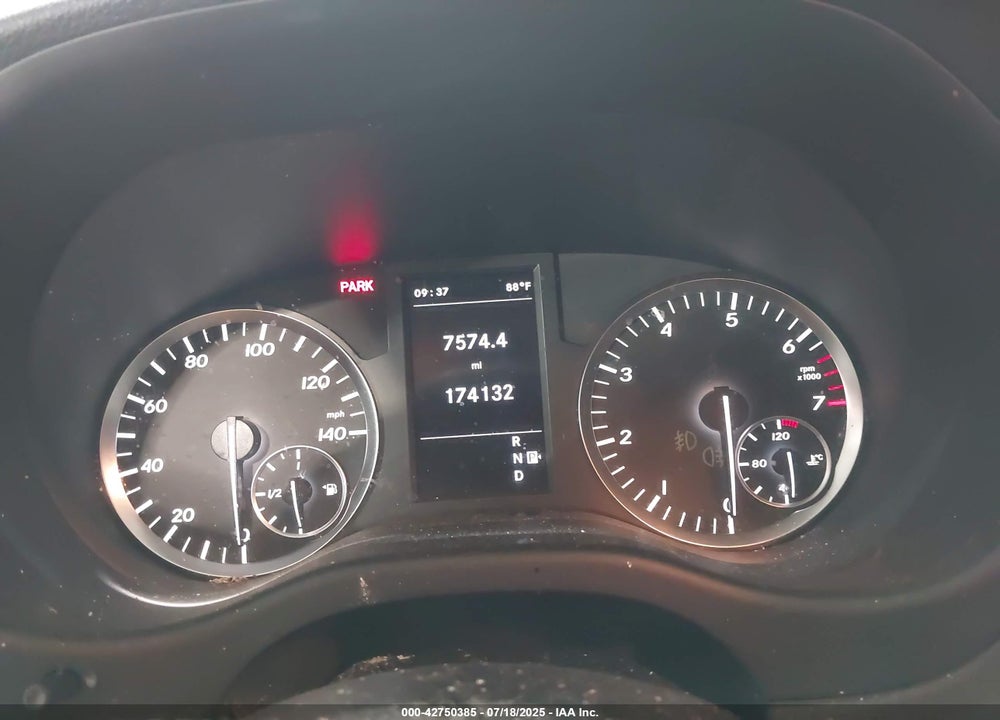 2018 MERCEDES-BENZ METRIS VIN: WD4PG2EE1J3375072