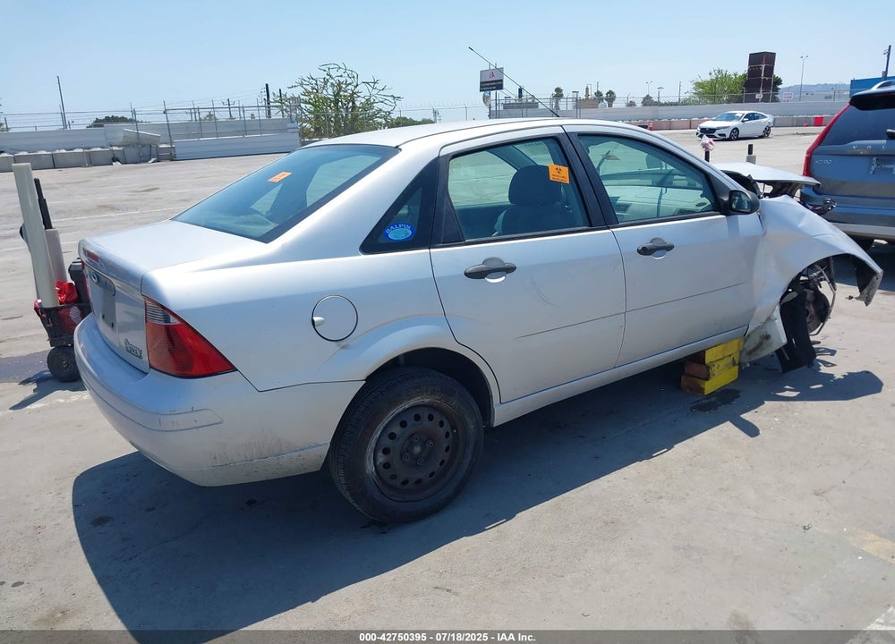 2007 FORD FOCUS VIN: 1FAFP34N27W166241