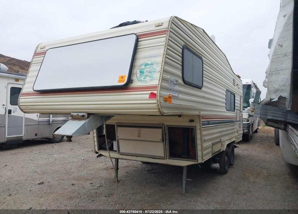 1990 KOMFORT OTHER VIN: 1K43KFJ29L1118313