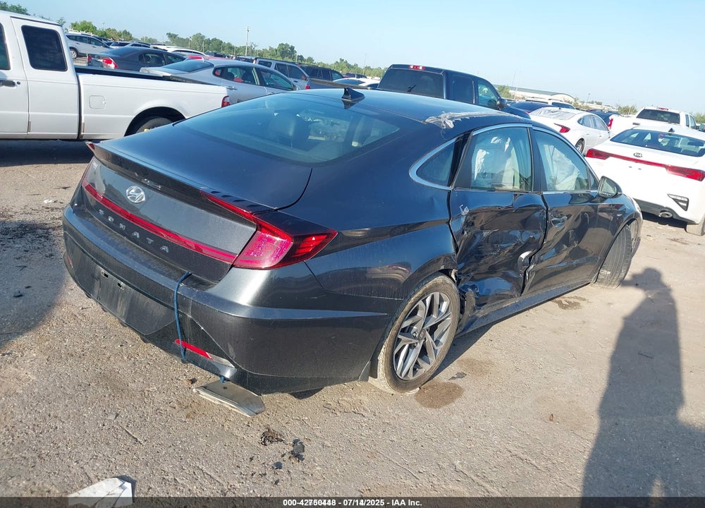 2020 HYUNDAI SONATA VIN: 5NPEF4JA4LH017135