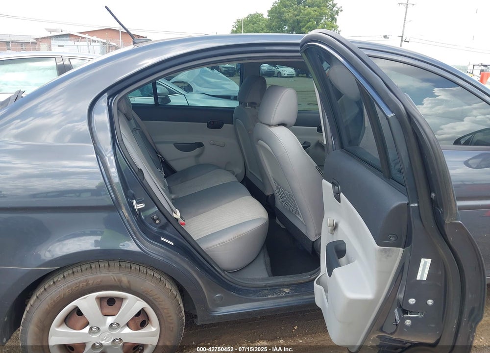2011 HYUNDAI ACCENT VIN: KMHCN4AC2BU611430