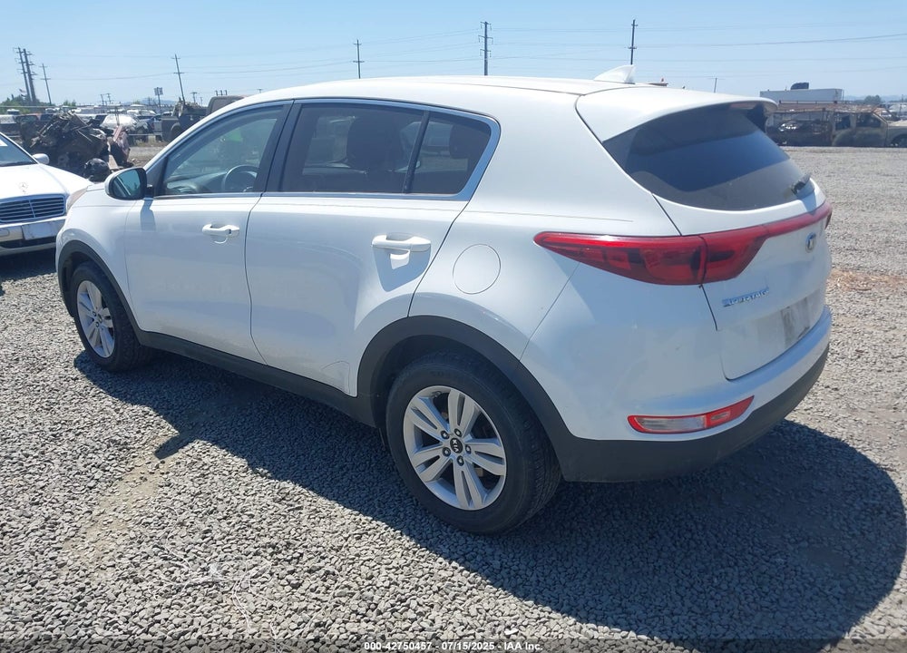 2017 KIA SPORTAGE LX VIN: KNDPMCAC5H7063885