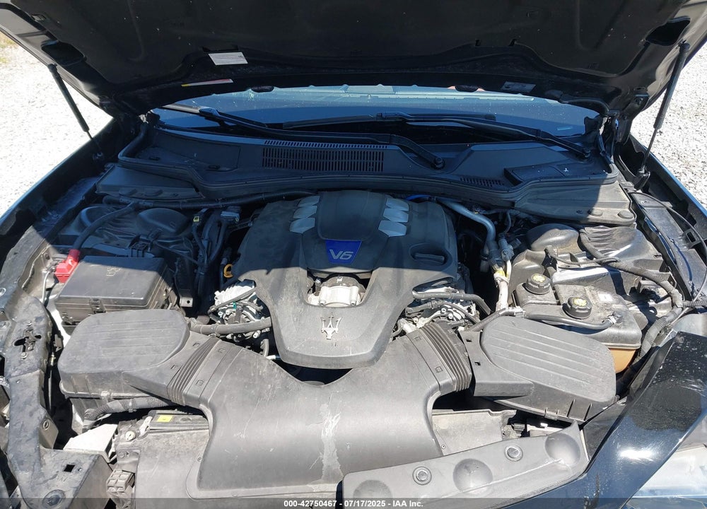 2018 MASERATI GHIBLI VIN: ZAM57YTS4J1304839