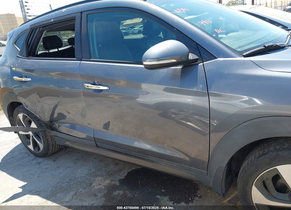 2016 HYUNDAI TUCSON VIN: KM8J33A2XGU087367