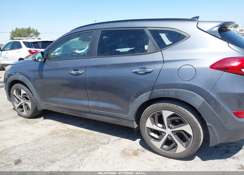 2016 HYUNDAI TUCSON VIN: KM8J33A2XGU087367