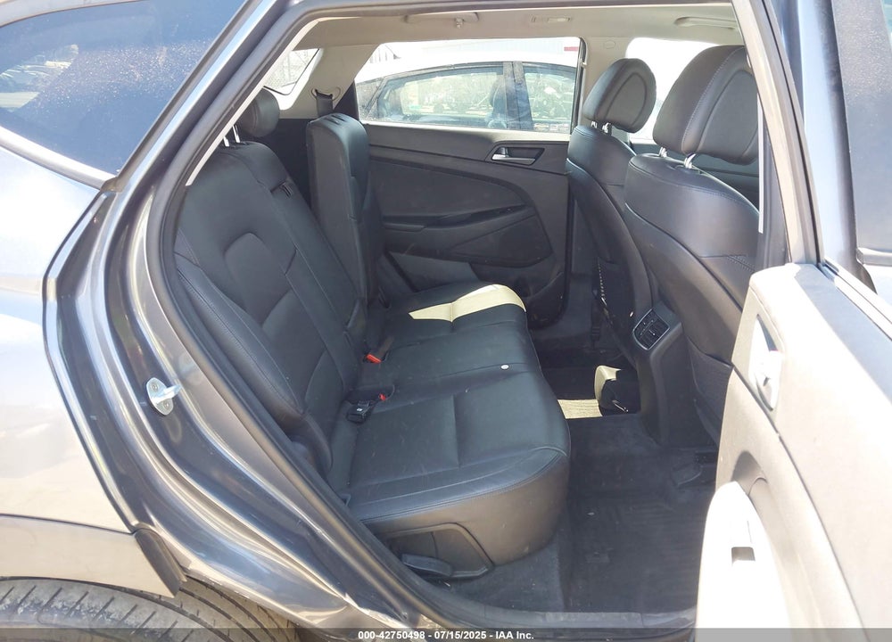 2016 HYUNDAI TUCSON VIN: KM8J33A2XGU087367