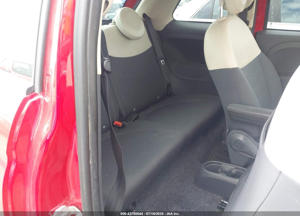 2012 FIAT 500 POP VIN: 3C3CFFAR0CT272068