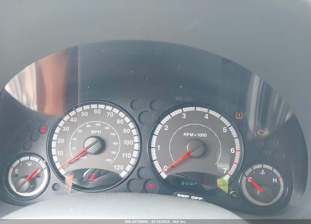 2006 JEEP LIBERTY VIN: 1J4GL38K56W114458