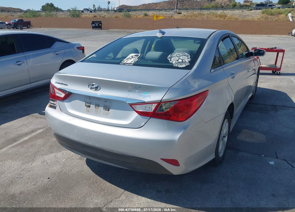 2014 HYUNDAI SONATA VIN: 5NPEB4AC8EH823026