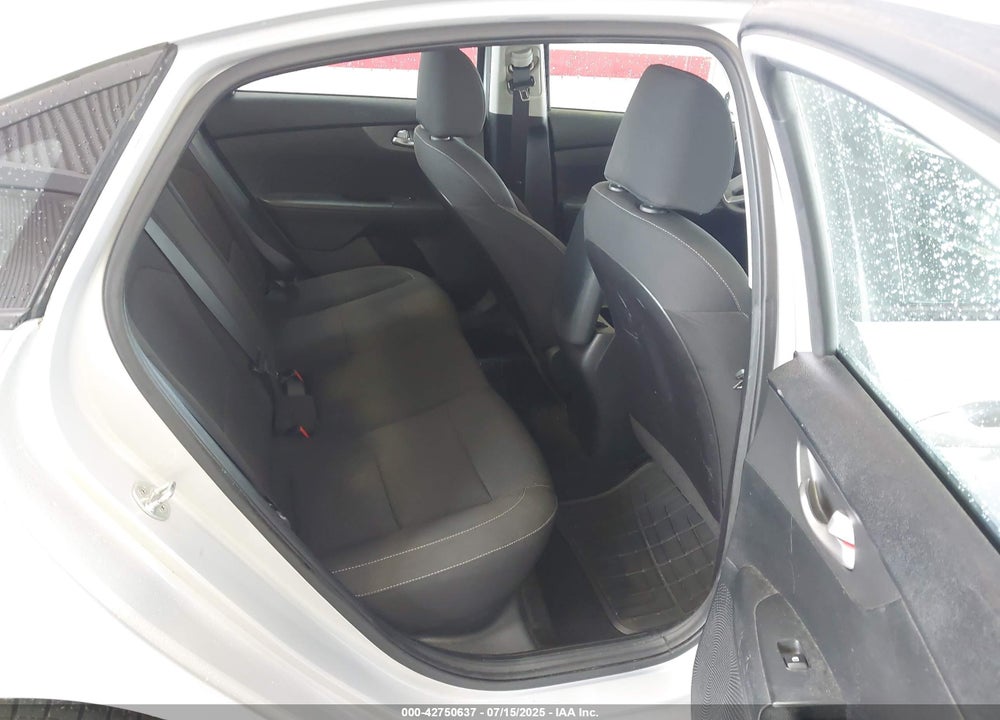 2019 KIA FORTE VIN: 3KPF24AD8KE104808