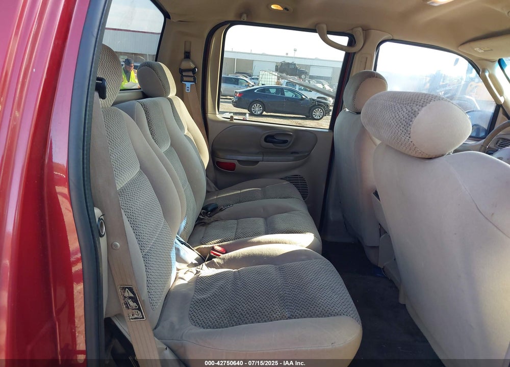 2002 FORD F-150 LARIAT/XLT VIN: 1FTRW07L12KD05147