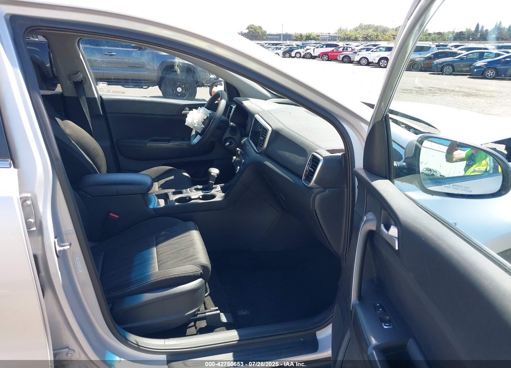2020 KIA SPORTAGE VIN: KNDPMCAC5L7812953